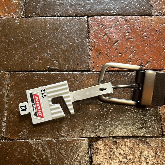 Dickies black flex belt size 42 new with tags - Picture 3 of 3